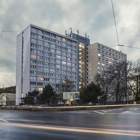 Koleje Ujep Hostel Ústí nad Labem Екстериор снимка